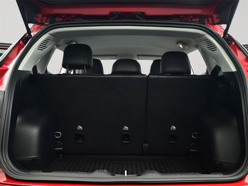 Used 2020 Jeep Compass Latitude image 9