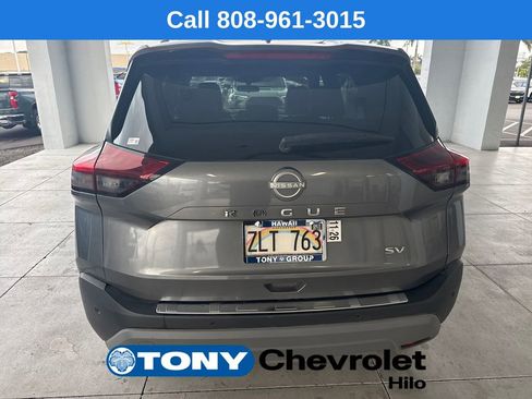 Used 2023 Nissan Rogue SV w/ SV Premium B Package FWD image 4