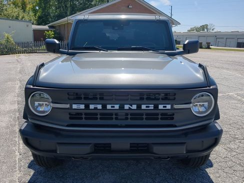 New 2025 Ford Bronco 4-Door image 7