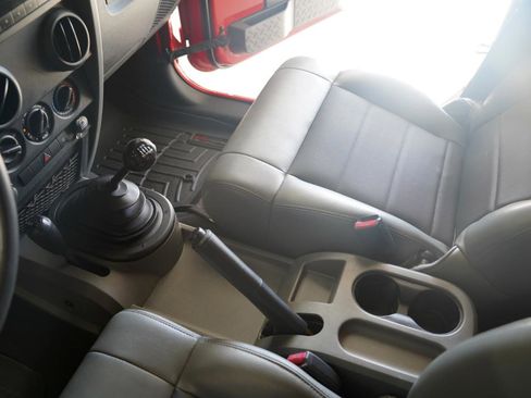 Used 2009 Jeep Wrangler X AWD/4WD image 20