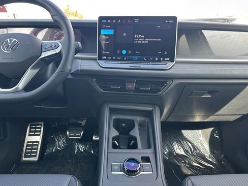 New 2026 Volkswagen Tiguan SE R-Line AWD/4WD image 15