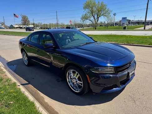 Used 2016 Dodge Charger SXT w/ AWD Plus Group image 6