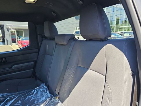 Used 2024 Toyota Tacoma SR5 AWD/4WD image 11