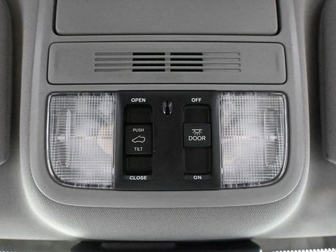 Used 2023 Honda Odyssey EX-L image 35