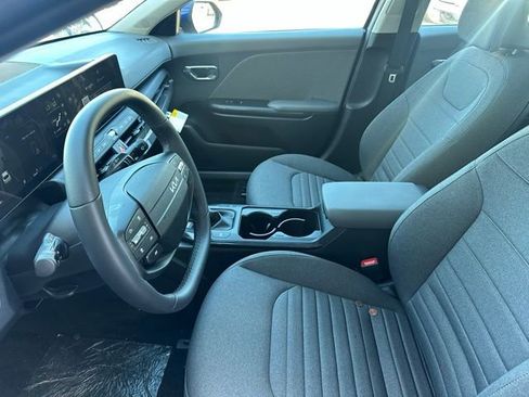 New 2025 Kia K4 EX image 8