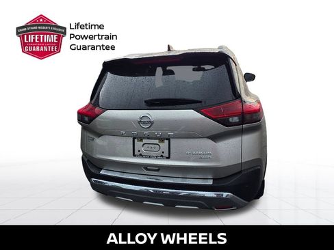 Certified 2021 Nissan Rogue Platinum AWD/4WD image 10