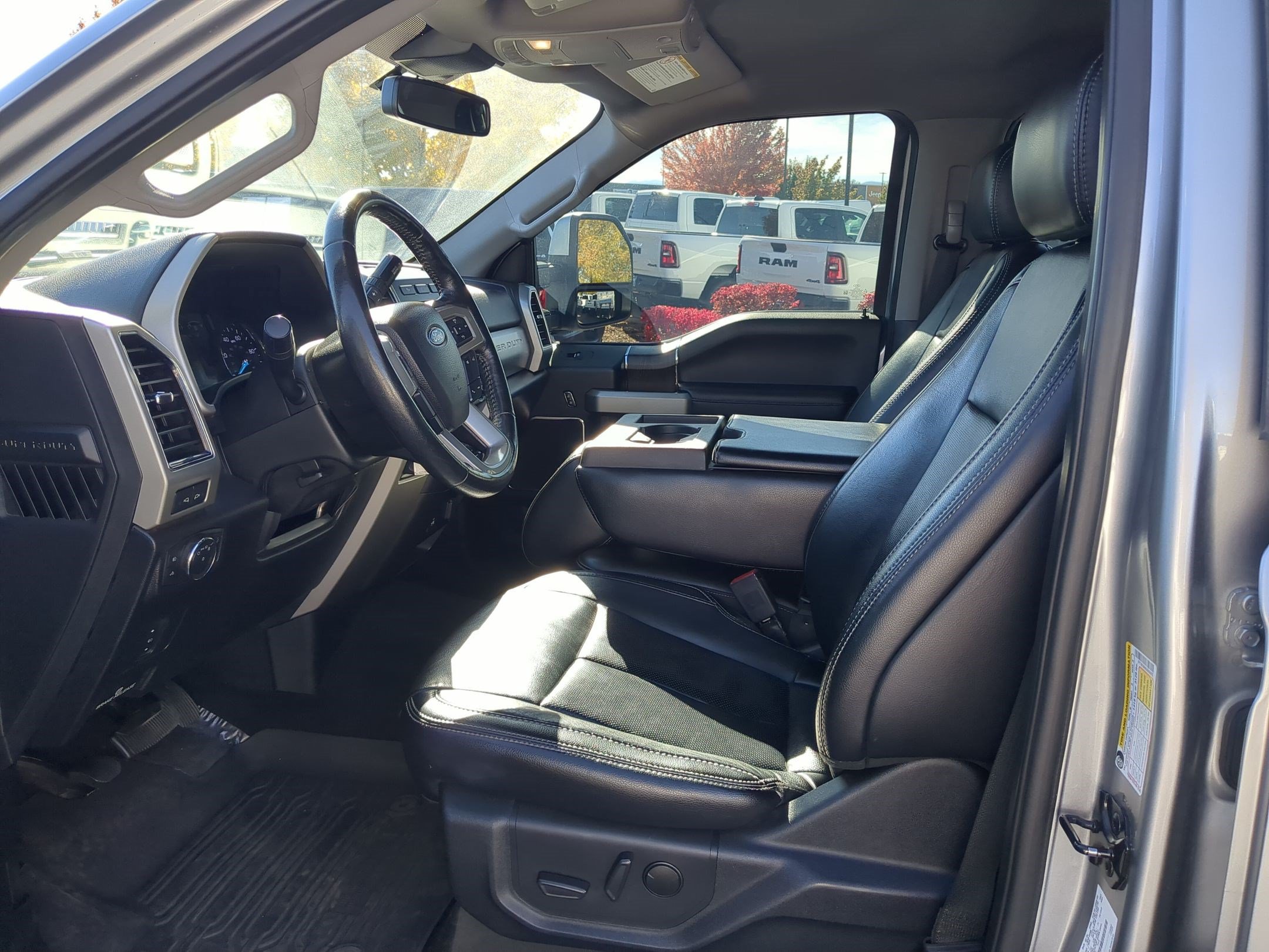 Used 2020 Ford F250 Lariat w/ Lariat Value Package AWD/4WD image 17