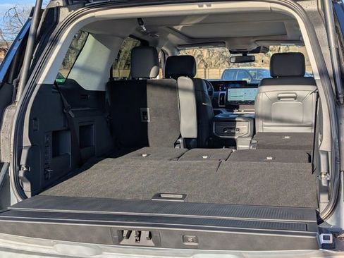 New 2025 Ford Expedition Active image 46