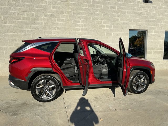 Used 2026 Hyundai Tucson SEL Plus AWD/4WD image 6