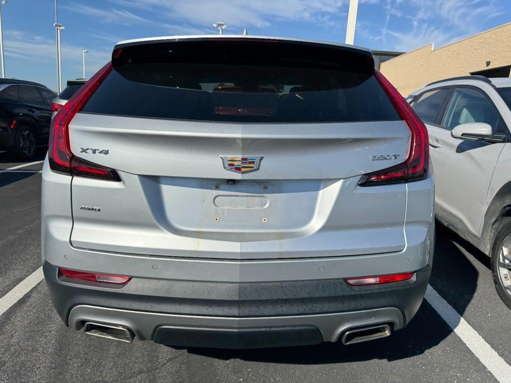 Used 2021 Cadillac XT4 Premium Luxury AWD/4WD image 3