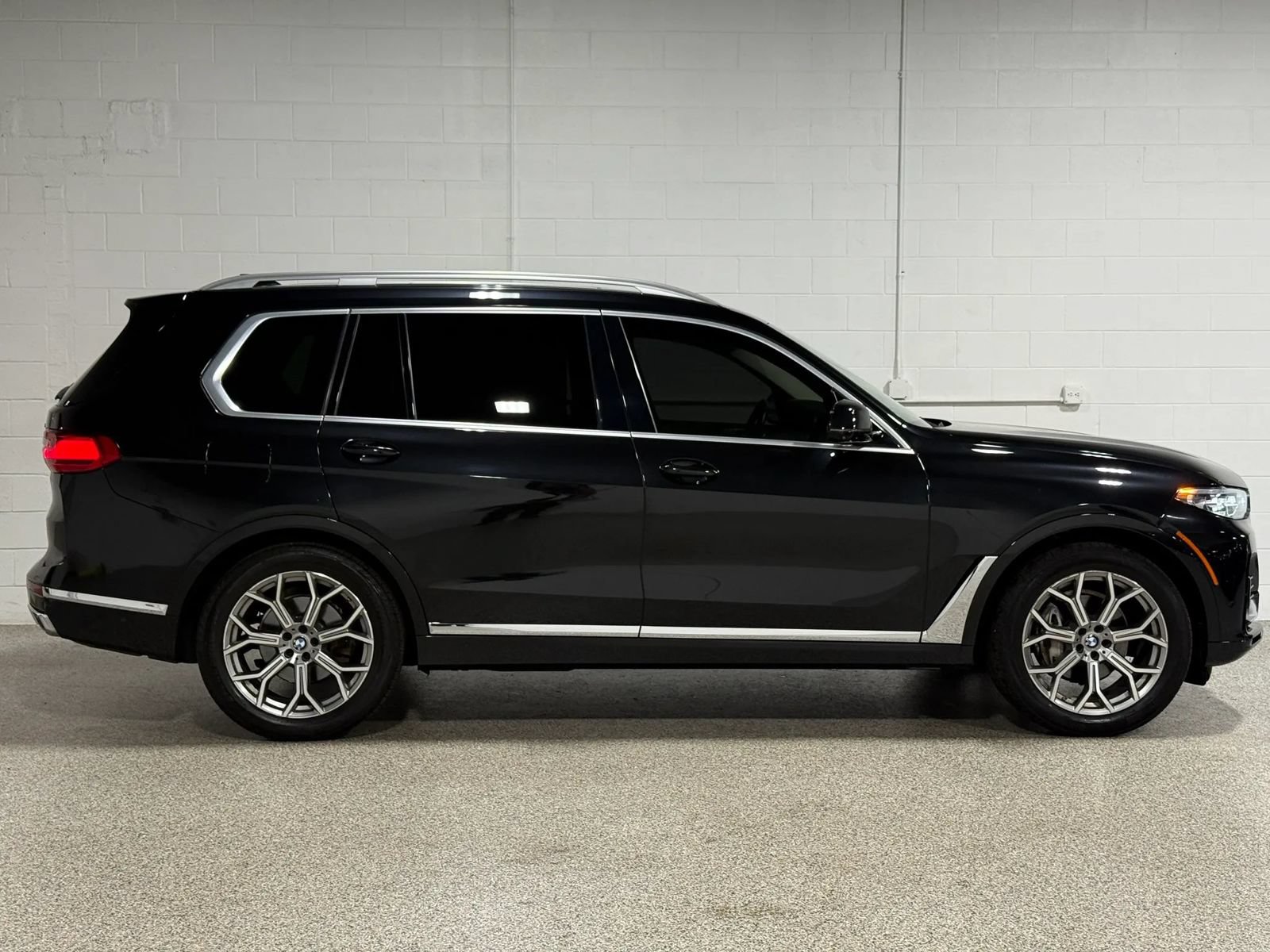Used 2021 BMW X7 xDrive40i AWD/4WD image 5
