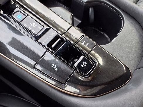 Certified 2026 Toyota Crown w/ Advanced Technology Package AWD/4WD image 19