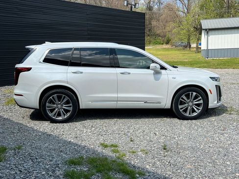 Used 2020 Cadillac XT6 Premium Luxury FWD image 6