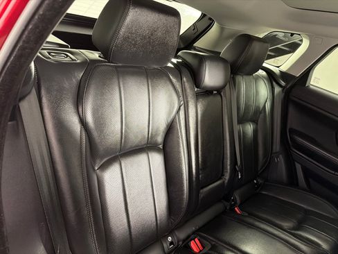 Used 2017 Land Rover Range Rover Evoque SE AWD/4WD image 21
