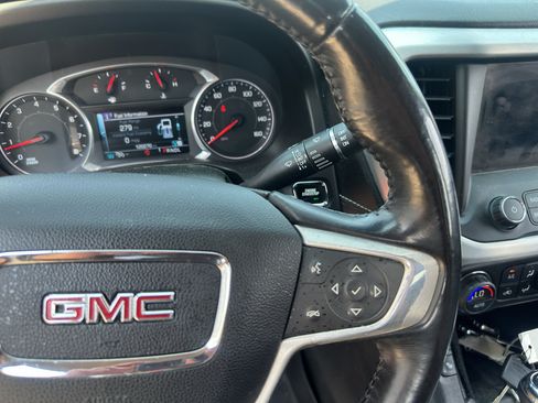 Used 2017 GMC Acadia SLT FWD image 20