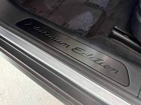 Used 2023 Porsche Panamera Platinum Edition image 20