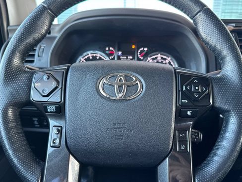 Certified 2023 Toyota 4Runner TRD Off-Road Premium w/ Moonroof Package AWD/4WD image 29