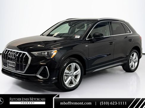 Used 2020 Audi Q3 2.0T Premium w/ Convenience Package image 1