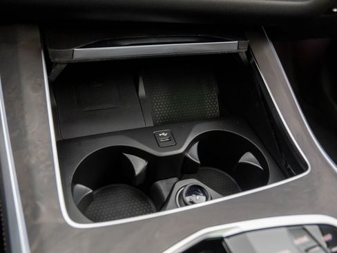 New 2026 BMW X5 xDrive50e w/ Executive Package image 24