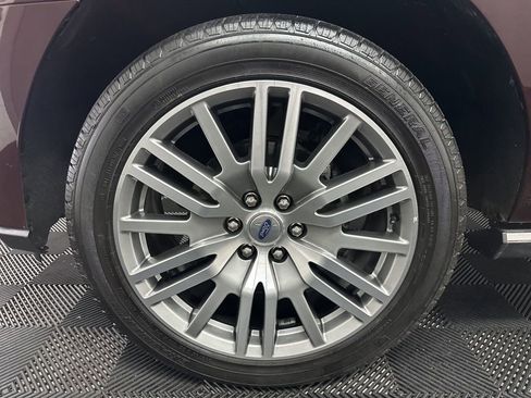 Used 2024 Ford Expedition Limited AWD/4WD image 42