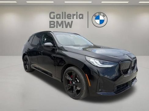 Certified 2026 BMW X3 xDrive30i w/ M Sport Package AWD/4WD image 4