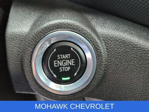 Used 2023 Chevrolet TrailBlazer RS w/ Sun and Liftgate Package AWD/4WD image 18