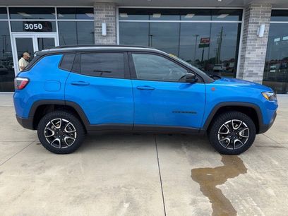 Used 2025 Jeep Compass Trailhawk