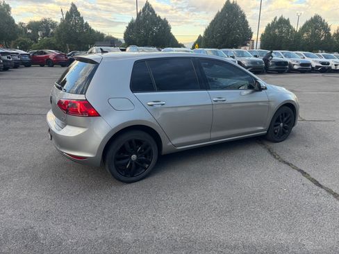 Used 2017 Volkswagen Golf SE FWD image 5
