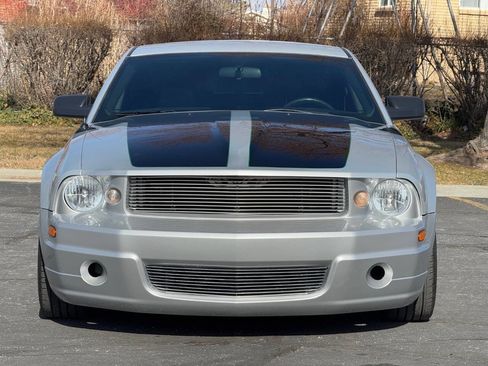 Used 2007 Ford Mustang GT image 2