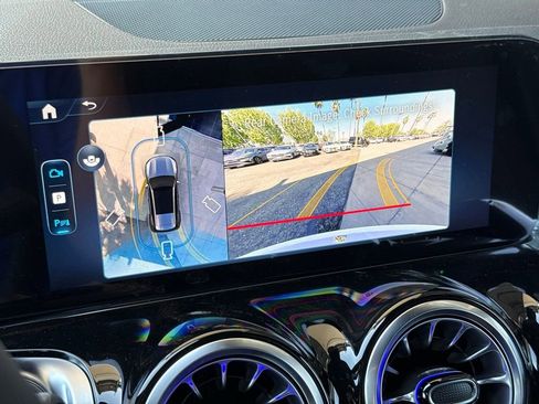 New 2026 Mercedes-Benz GLB 250 image 5