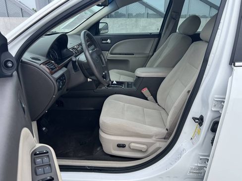 Used 2008 Ford Taurus SEL FWD image 9