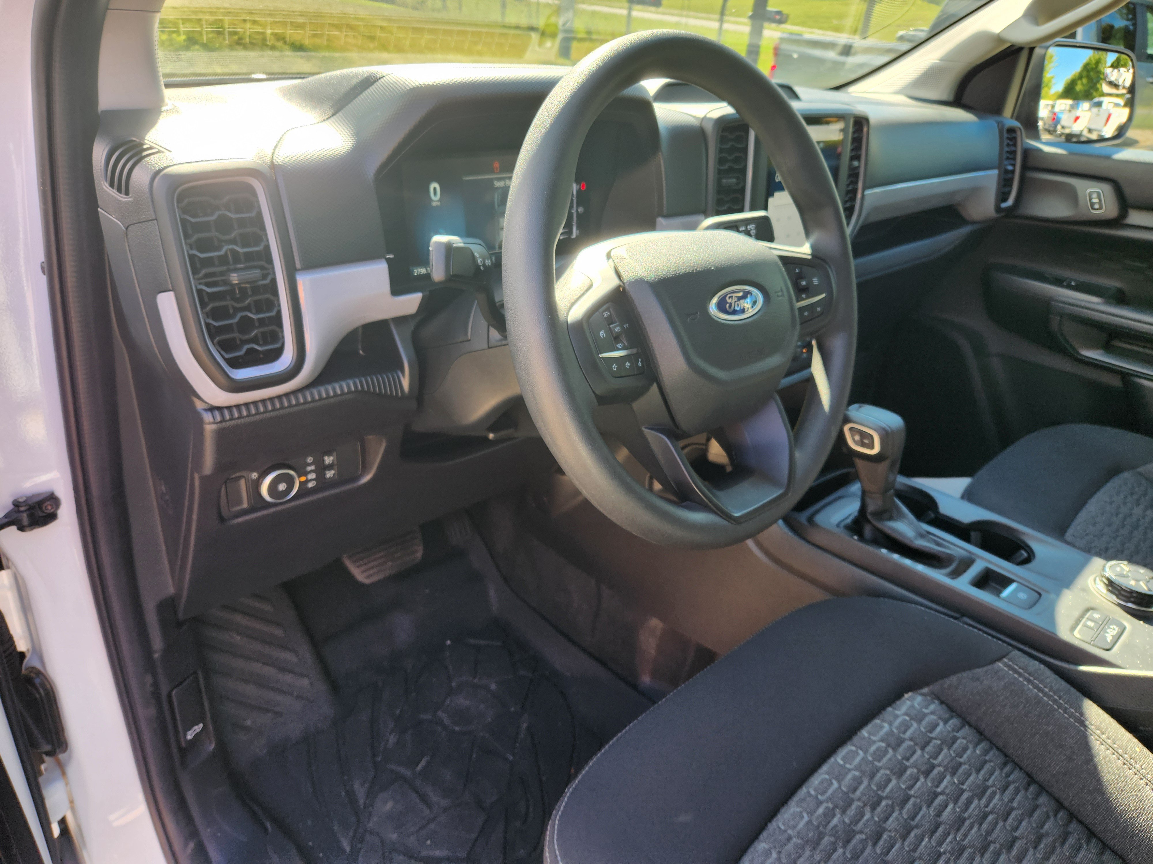 Used 2026 Ford Ranger XL w/ FX4 Off-Road Package AWD/4WD image 21