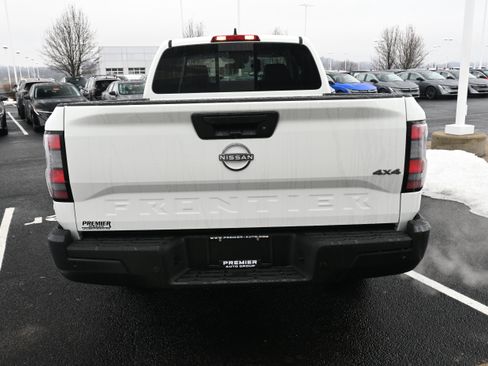 New 2026 Nissan Frontier S image 7