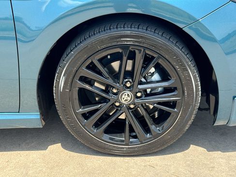 Used 2025 Toyota Camry XSE FWD image 10