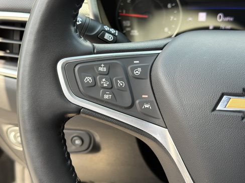Used 2022 Chevrolet Equinox Premier FWD image 25