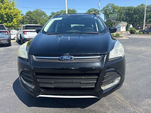 Used 2016 Ford Escape SE w/ Equipment Group 201A FWD image 3