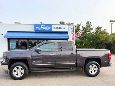Used 2014 Chevrolet Silverado 1500 LTZ Z71 w/ LTZ Plus Package AWD/4WD image 25