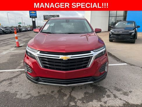 Used 2024 Chevrolet Equinox LT w/ LPO, Floor Liner Package FWD image 8