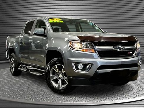 Used 2018 Chevrolet Colorado Z71 image 3