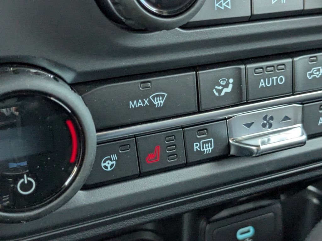 New 2025 Ford Bronco Badlands AWD/4WD image 21