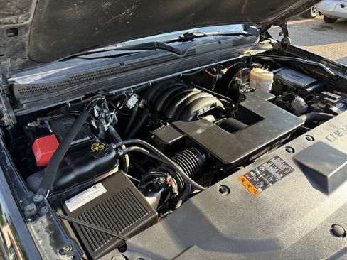 Used 2020 Chevrolet Suburban 4WD w/ Max Trailering Package image 23