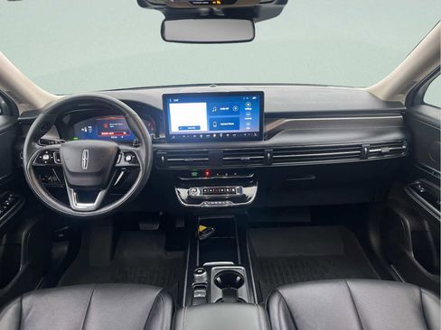 Used 2024 Lincoln Corsair Grand Touring image 26