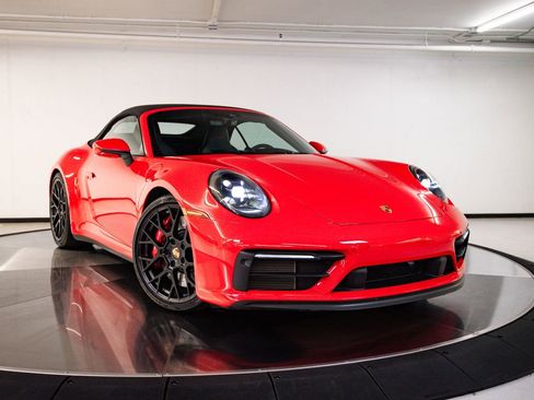 Certified 2023 Porsche 911 Carrera GTS RWD image 9