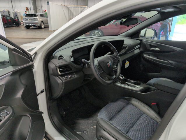 New 2026 Buick Envista Sport Touring w/ Convenience I Package FWD image 10