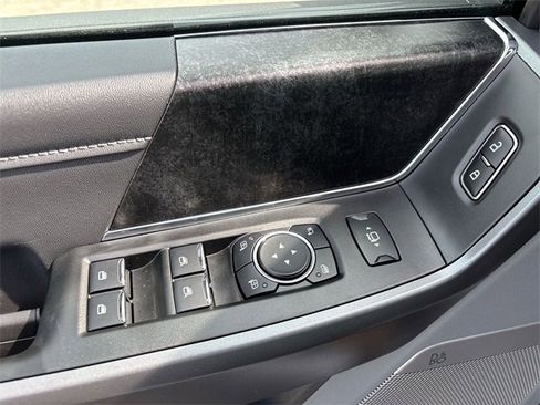 New 2026 Ford F250 XLT w/ XLT Premium Package image 23