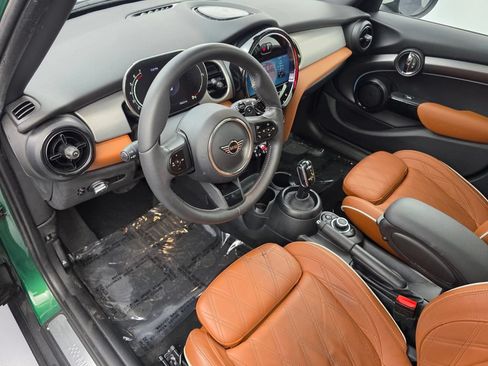 Used 2024 MINI Cooper S w/ Signature Upholstery Package FWD image 10