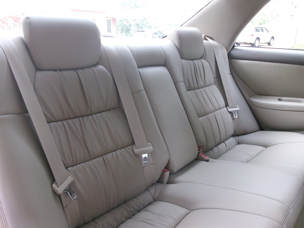 Used 2001 Lexus ES 330 w/ Lexus Value Pkg FWD image 22