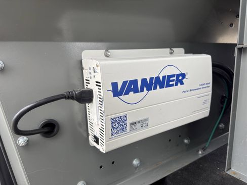 Used 2020 Ford Transit Connect XL image 15