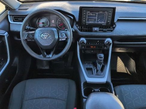 Used 2021 Toyota RAV4 XLE image 4
