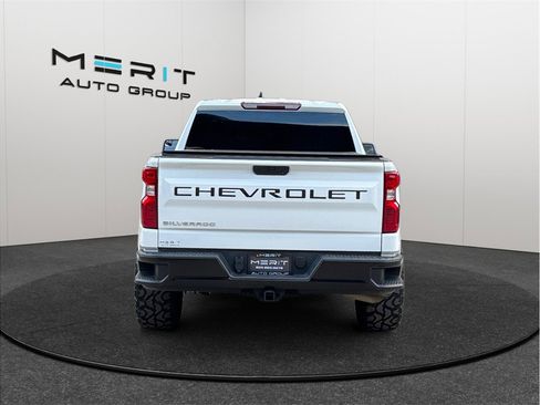 Used 2021 Chevrolet Silverado 1500 W/T w/ WT Value Package image 8